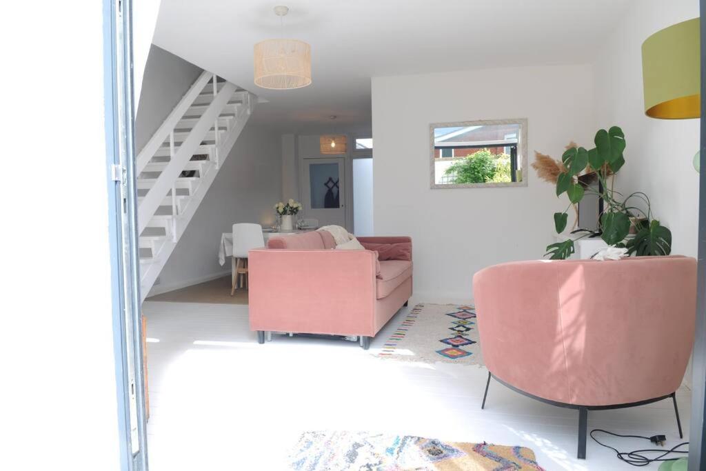 Light Filled Mid- Century 3 Bed Cottage In Dulwich London Kültér fotó